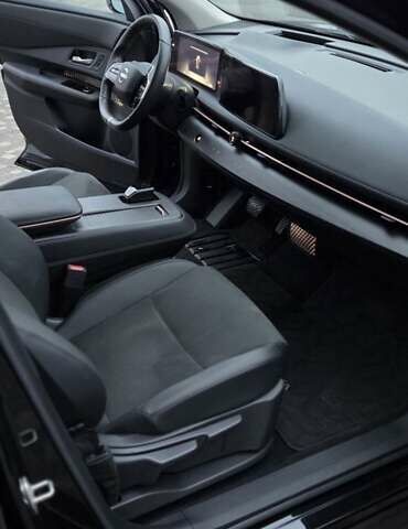 Чорний Ніссан Ariya, об'ємом двигуна 0 л та пробігом 14 тис. км за 25400 $, фото 9 на Automoto.ua