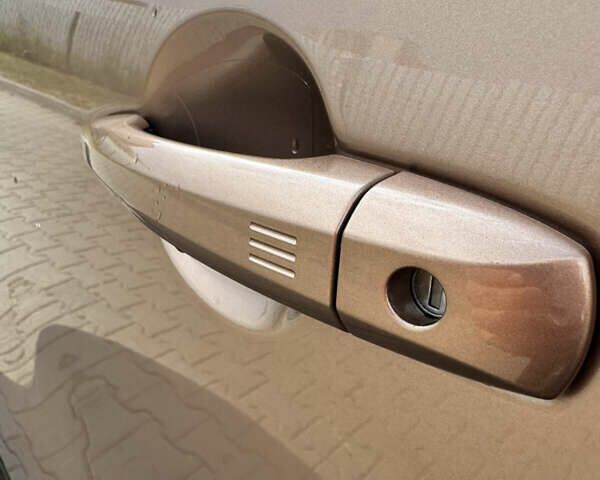 Коричневий Ніссан Ariya, об'ємом двигуна 0 л та пробігом 13 тис. км за 37500 $, фото 17 на Automoto.ua