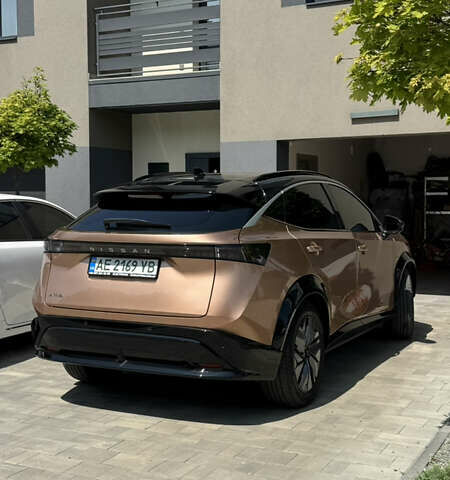 Желтый Ниссан Ariya, объемом двигателя 0 л и пробегом 18 тыс. км за 27500 $, фото 4 на Automoto.ua