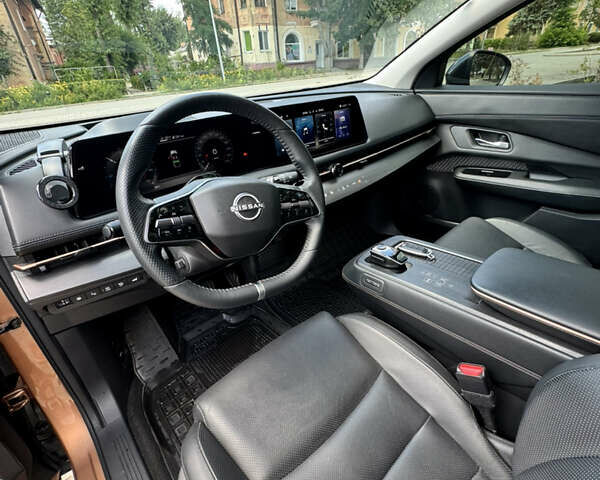 Желтый Ниссан Ariya, объемом двигателя 0 л и пробегом 53 тыс. км за 28000 $, фото 5 на Automoto.ua