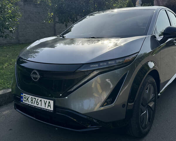 Сірий Ніссан Ariya, об'ємом двигуна 0 л та пробігом 43 тис. км за 24500 $, фото 3 на Automoto.ua