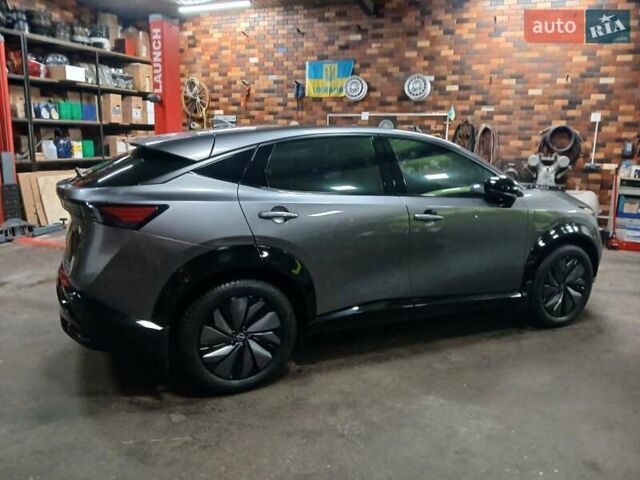 Сірий Ніссан Ariya, об'ємом двигуна 0 л та пробігом 8 тис. км за 35000 $, фото 4 на Automoto.ua
