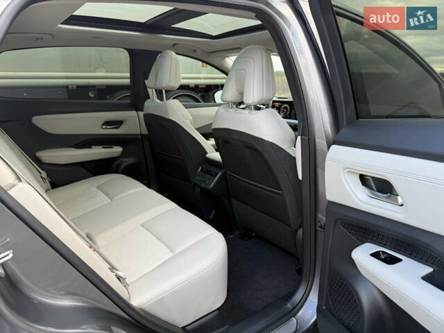 Сірий Ніссан Ariya, об'ємом двигуна 0 л та пробігом 21 тис. км за 29800 $, фото 34 на Automoto.ua