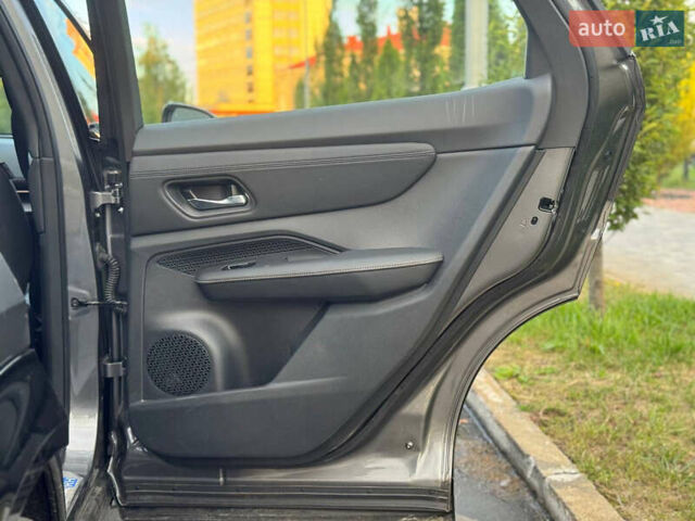 Серый Ниссан Ariya, объемом двигателя 0 л и пробегом 5 тыс. км за 29300 $, фото 68 на Automoto.ua