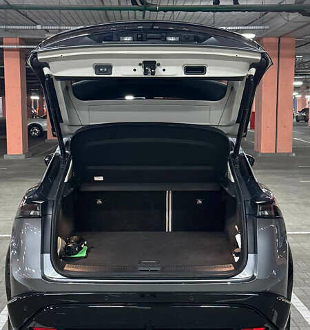 Серый Ниссан Ariya, объемом двигателя 0 л и пробегом 43 тыс. км за 24300 $, фото 14 на Automoto.ua