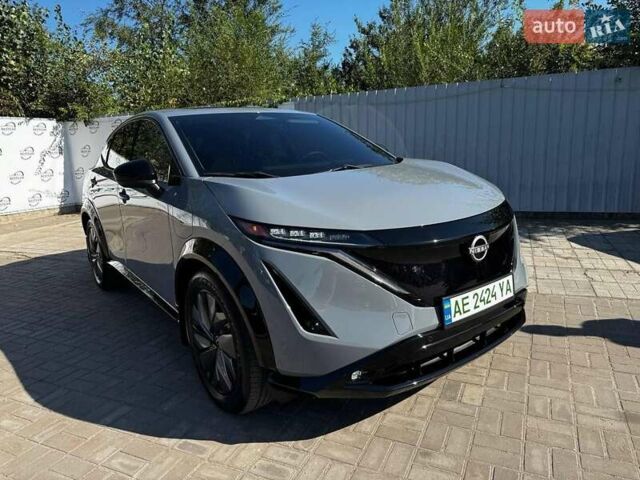 Серый Ниссан Ariya, объемом двигателя 0 л и пробегом 4 тыс. км за 31999 $, фото 4 на Automoto.ua