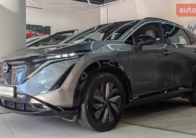 Серый Ниссан Ariya, объемом двигателя 0 л и пробегом 11 тыс. км за 27999 $, фото 2 на Automoto.ua