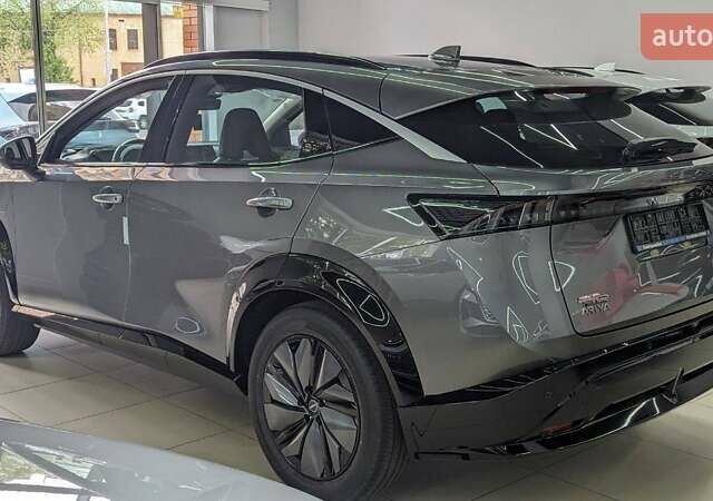 Серый Ниссан Ariya, объемом двигателя 0 л и пробегом 36 тыс. км за 28500 $, фото 2 на Automoto.ua