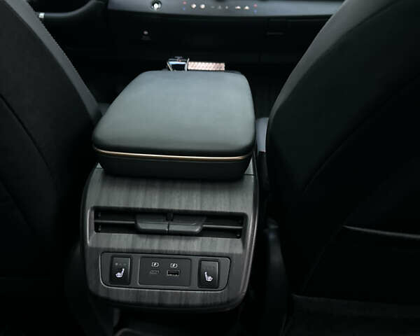 Серый Ниссан Ariya, объемом двигателя 0 л и пробегом 18 тыс. км за 30500 $, фото 19 на Automoto.ua