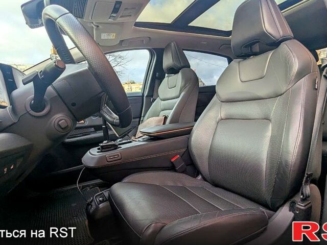 Синий Ниссан Ariya, объемом двигателя 0 л и пробегом 15 тыс. км за 30000 $, фото 11 на Automoto.ua