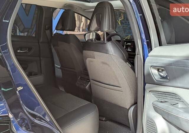 Синий Ниссан Ariya, объемом двигателя 0 л и пробегом 21 тыс. км за 27799 $, фото 7 на Automoto.ua