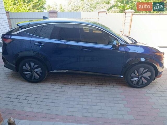 Синий Ниссан Ariya, объемом двигателя 0 л и пробегом 48 тыс. км за 28000 $, фото 13 на Automoto.ua