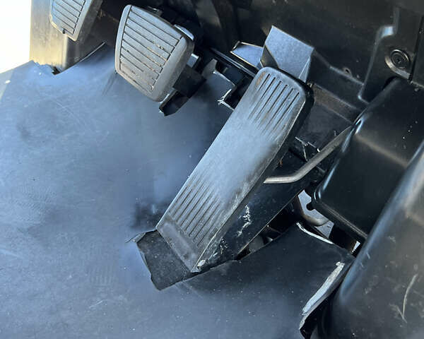 Ниссан CL, объемом двигателя 0 л и пробегом 0 тыс. км за 7500 $, фото 5 на Automoto.ua