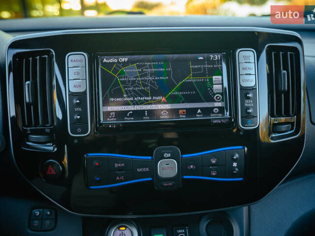 Білий Ніссан e-NV200, об'ємом двигуна 0 л та пробігом 49 тис. км за 14600 $, фото 22 на Automoto.ua