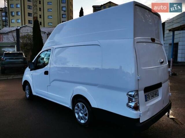 Белый Ниссан e-NV200, объемом двигателя 0 л и пробегом 49 тыс. км за 13500 $, фото 8 на Automoto.ua
