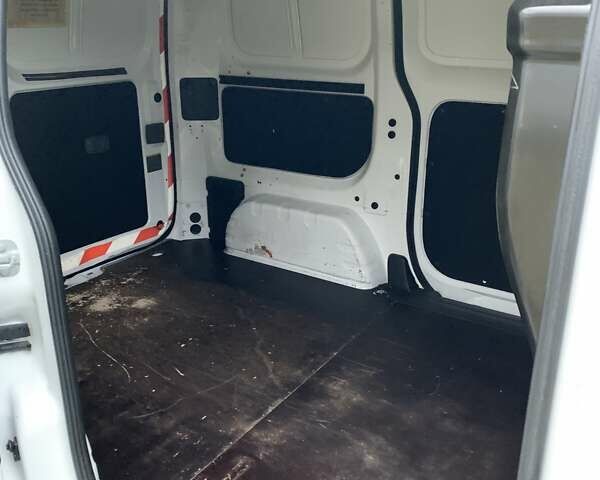 Білий Ніссан e-NV200, об'ємом двигуна 0 л та пробігом 92 тис. км за 12500 $, фото 13 на Automoto.ua