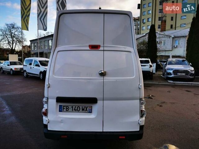 Белый Ниссан e-NV200, объемом двигателя 0 л и пробегом 49 тыс. км за 13500 $, фото 6 на Automoto.ua