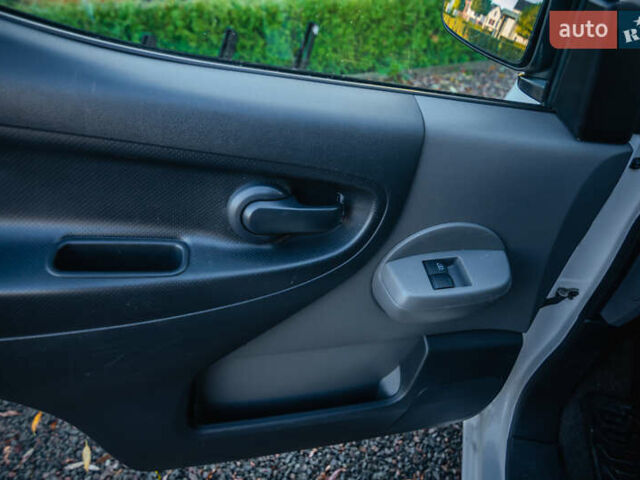 Білий Ніссан e-NV200, об'ємом двигуна 0 л та пробігом 49 тис. км за 14600 $, фото 25 на Automoto.ua