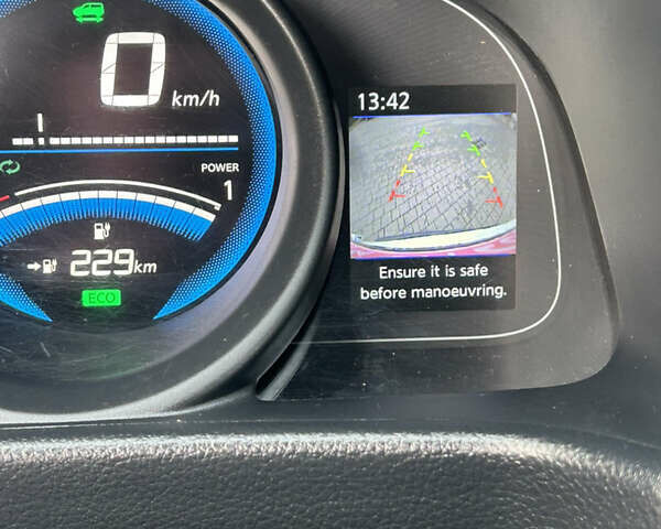 Белый Ниссан e-NV200, объемом двигателя 0 л и пробегом 8 тыс. км за 14300 $, фото 10 на Automoto.ua