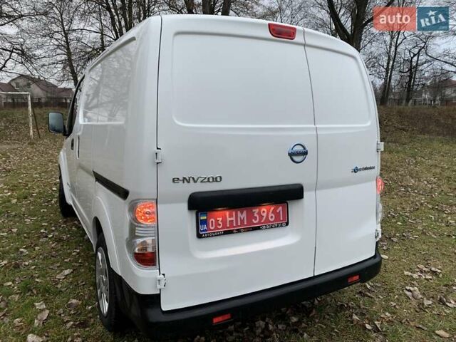 Білий Ніссан e-NV200, об'ємом двигуна 0 л та пробігом 92 тис. км за 12500 $, фото 26 на Automoto.ua