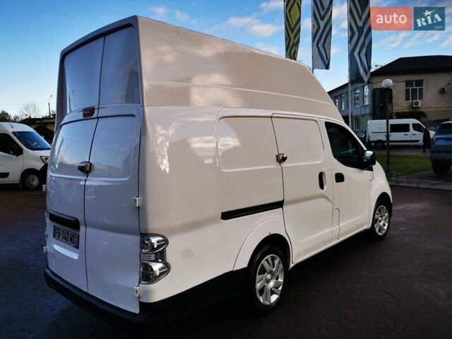 Белый Ниссан e-NV200, объемом двигателя 0 л и пробегом 49 тыс. км за 13500 $, фото 5 на Automoto.ua