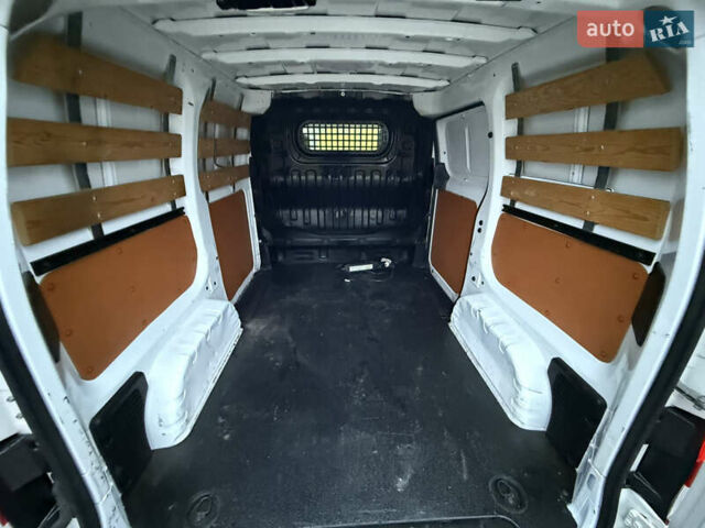 Белый Ниссан e-NV200, объемом двигателя 0 л и пробегом 145 тыс. км за 12700 $, фото 29 на Automoto.ua