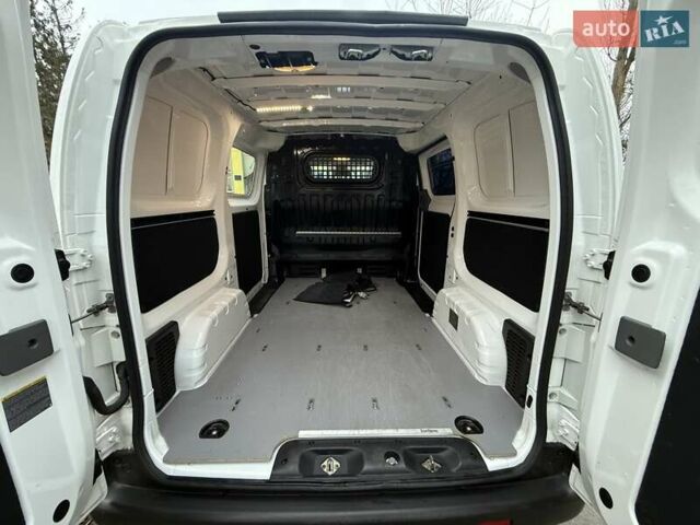 Білий Ніссан e-NV200, об'ємом двигуна 0 л та пробігом 27 тис. км за 16500 $, фото 44 на Automoto.ua