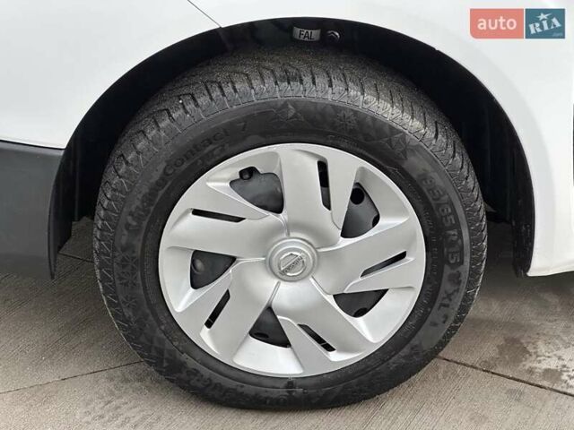 Белый Ниссан e-NV200, объемом двигателя 0 л и пробегом 4 тыс. км за 15399 $, фото 11 на Automoto.ua