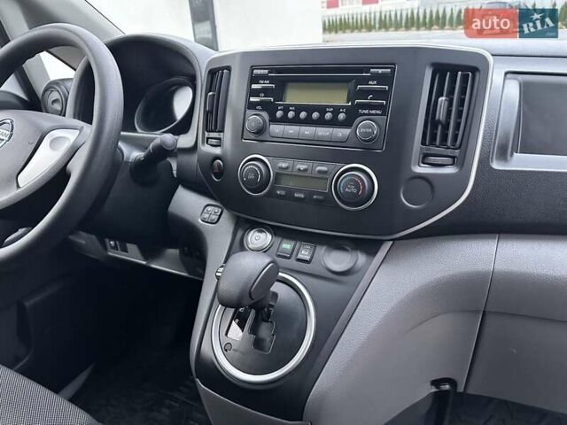 Белый Ниссан e-NV200, объемом двигателя 0 л и пробегом 4 тыс. км за 15399 $, фото 14 на Automoto.ua