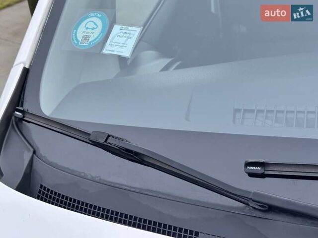 Белый Ниссан e-NV200, объемом двигателя 0 л и пробегом 4 тыс. км за 15399 $, фото 15 на Automoto.ua