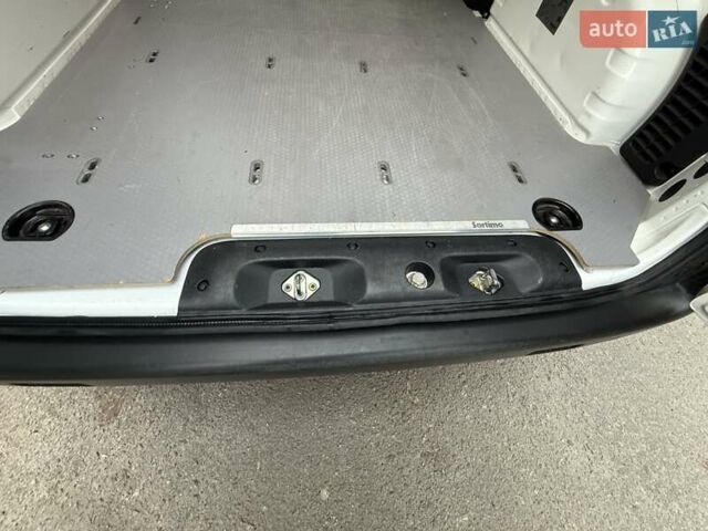 Білий Ніссан e-NV200, об'ємом двигуна 0 л та пробігом 27 тис. км за 16500 $, фото 45 на Automoto.ua