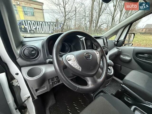 Білий Ніссан e-NV200, об'ємом двигуна 0 л та пробігом 27 тис. км за 16500 $, фото 22 на Automoto.ua