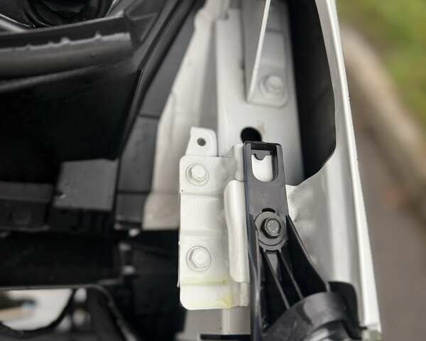 Білий Ніссан e-NV200, об'ємом двигуна 0 л та пробігом 48 тис. км за 15700 $, фото 33 на Automoto.ua