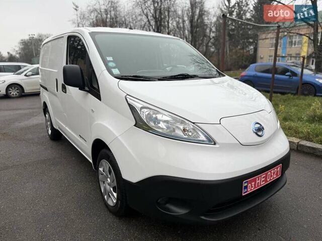 Білий Ніссан e-NV200, об'ємом двигуна 0 л та пробігом 48 тис. км за 15700 $, фото 1 на Automoto.ua
