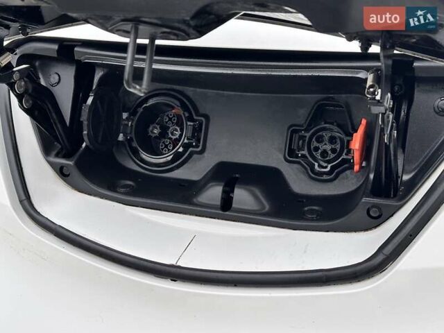 Белый Ниссан e-NV200, объемом двигателя 0 л и пробегом 38 тыс. км за 14999 $, фото 7 на Automoto.ua