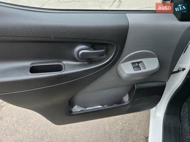 Білий Ніссан e-NV200, об'ємом двигуна 0 л та пробігом 43 тис. км за 18000 $, фото 32 на Automoto.ua