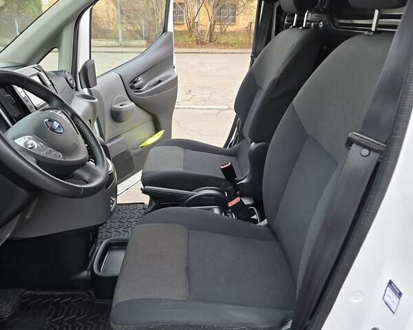 Білий Ніссан e-NV200, об'ємом двигуна 0 л та пробігом 43 тис. км за 18000 $, фото 24 на Automoto.ua