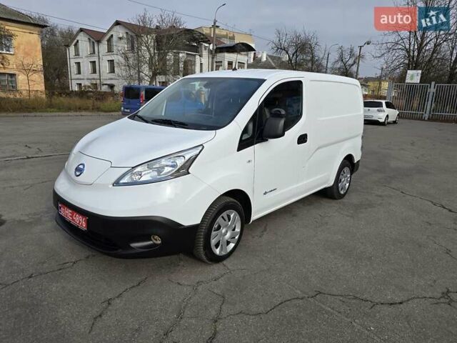 Білий Ніссан e-NV200, об'ємом двигуна 0 л та пробігом 43 тис. км за 18000 $, фото 15 на Automoto.ua