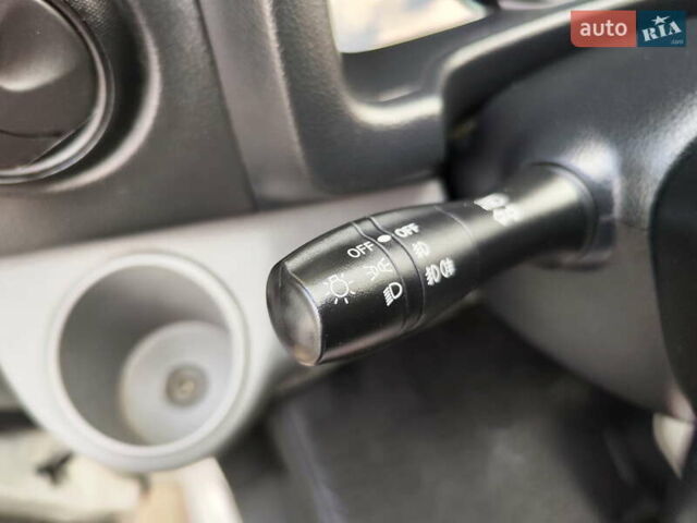 Белый Ниссан e-NV200, объемом двигателя 0 л и пробегом 45 тыс. км за 13999 $, фото 15 на Automoto.ua