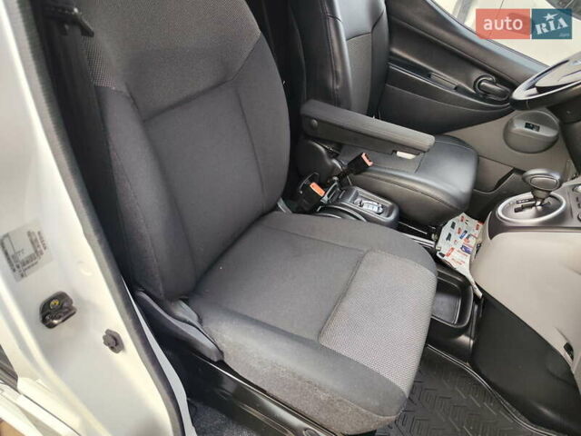 Белый Ниссан e-NV200, объемом двигателя 0 л и пробегом 45 тыс. км за 13999 $, фото 20 на Automoto.ua