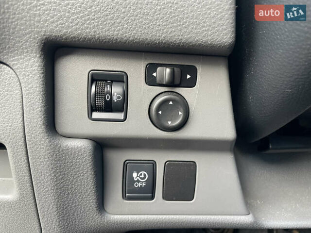 Білий Ніссан e-NV200, об'ємом двигуна 0 л та пробігом 48 тис. км за 9950 $, фото 23 на Automoto.ua