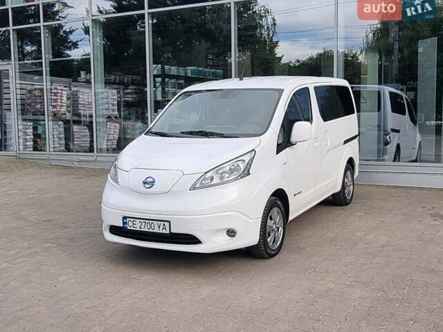 Белый Ниссан e-NV200, объемом двигателя 0 л и пробегом 89 тыс. км за 9200 $, фото 14 на Automoto.ua