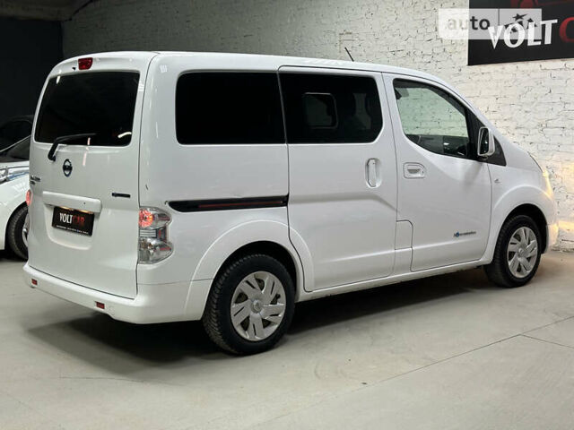 Білий Ніссан e-NV200, об'ємом двигуна 0 л та пробігом 48 тис. км за 10900 $, фото 52 на Automoto.ua