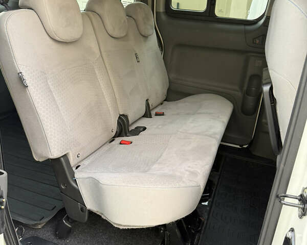 Белый Ниссан e-NV200, объемом двигателя 0 л и пробегом 124 тыс. км за 9950 $, фото 30 на Automoto.ua