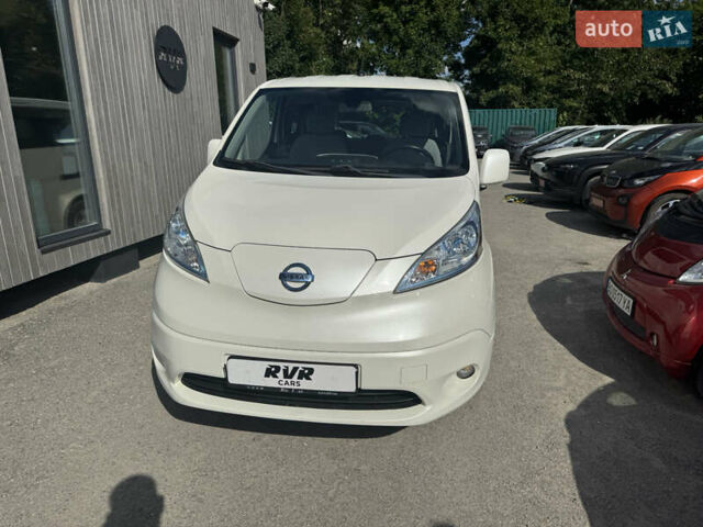 Білий Ніссан e-NV200, об'ємом двигуна 0 л та пробігом 79 тис. км за 8500 $, фото 1 на Automoto.ua