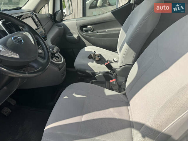 Білий Ніссан e-NV200, об'ємом двигуна 0 л та пробігом 79 тис. км за 8500 $, фото 9 на Automoto.ua