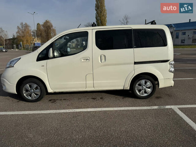 Белый Ниссан e-NV200, объемом двигателя 0 л и пробегом 117 тыс. км за 10750 $, фото 6 на Automoto.ua