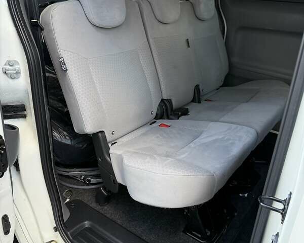 Білий Ніссан e-NV200, об'ємом двигуна 0 л та пробігом 161 тис. км за 9000 $, фото 28 на Automoto.ua