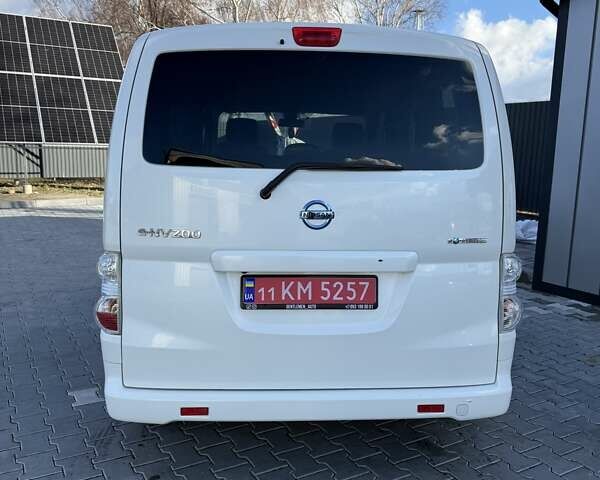 Білий Ніссан e-NV200, об'ємом двигуна 0 л та пробігом 161 тис. км за 9000 $, фото 10 на Automoto.ua