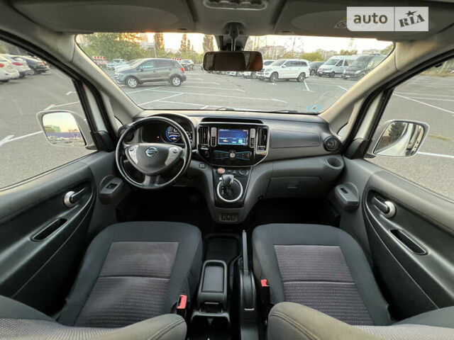 Білий Ніссан e-NV200, об'ємом двигуна 0 л та пробігом 82 тис. км за 16900 $, фото 16 на Automoto.ua
